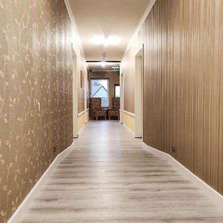 Dom Weselny Pod Kasztanem Hotel Luban Buitenkant foto